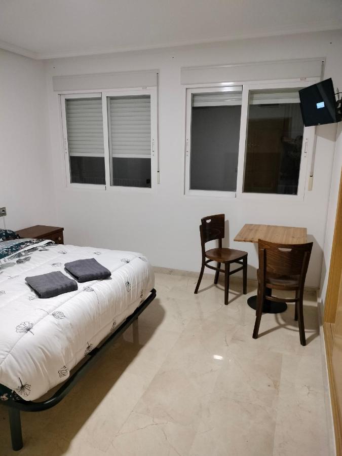 Piccadilly Centre Deluxe Apartment Аликанте Екстериор снимка