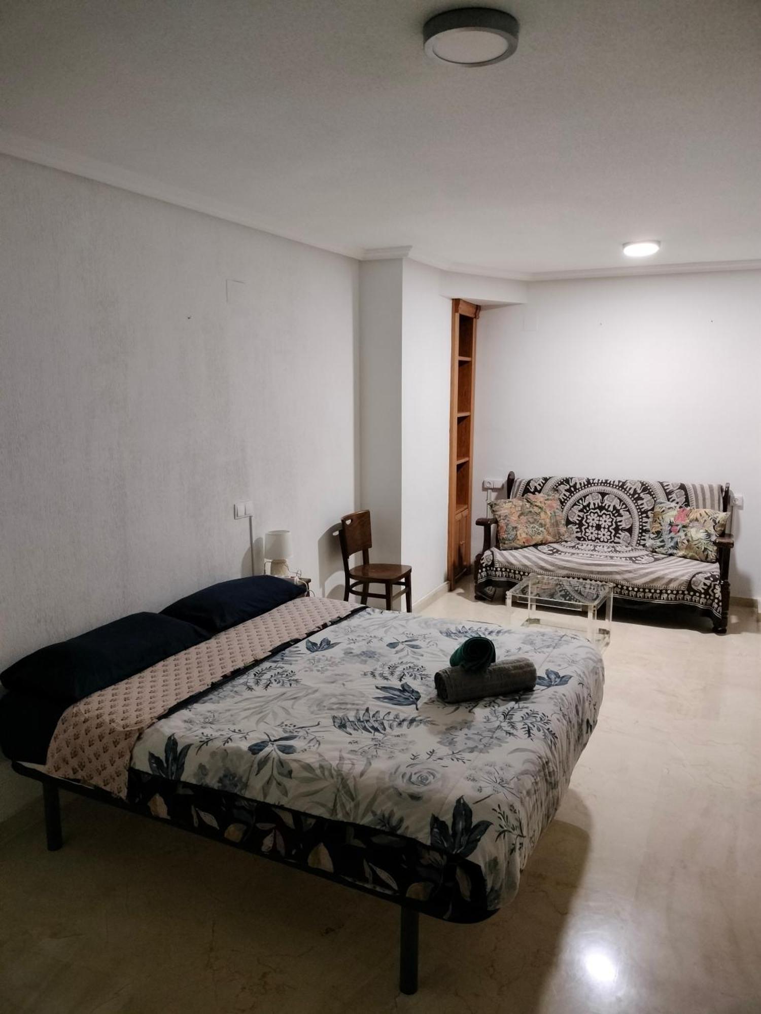 Piccadilly Centre Deluxe Apartment Аликанте Екстериор снимка